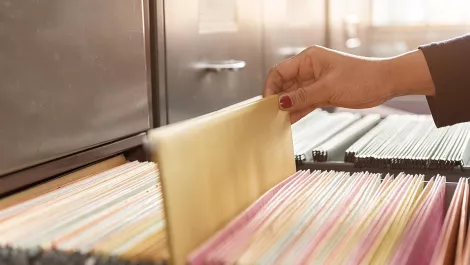 AU govt agencies sacrificing records management compliance - survey